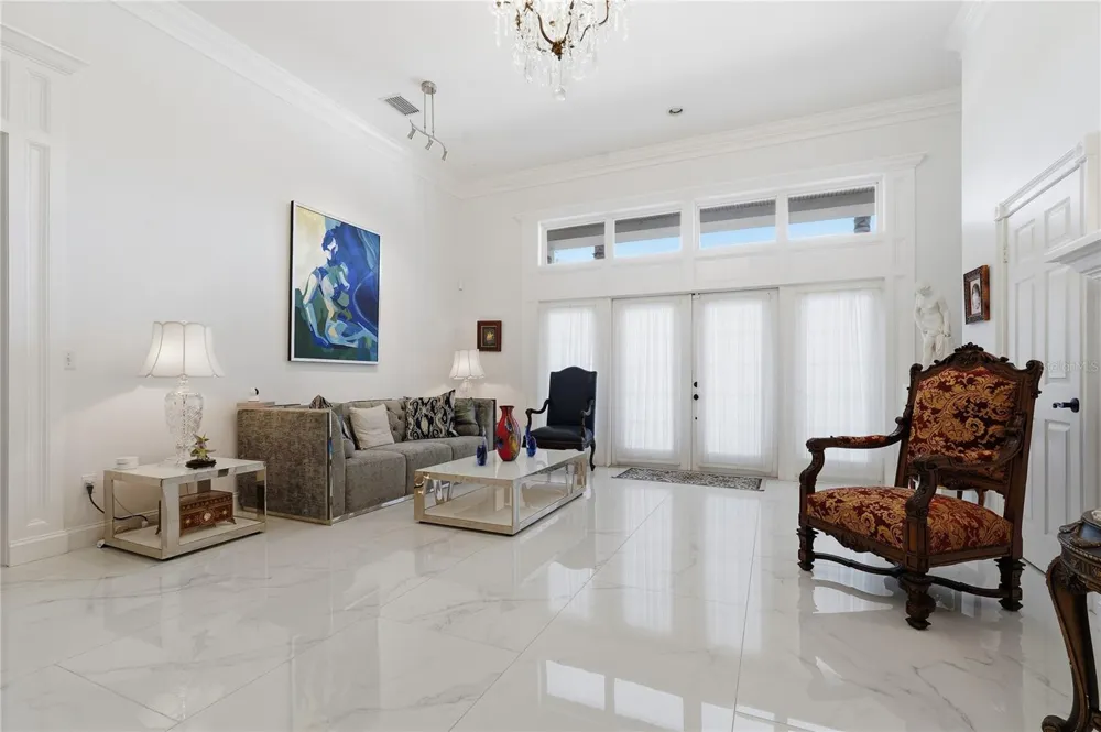 121 HARBOR VIEW LANE Belleair Bluffs, FL 33770