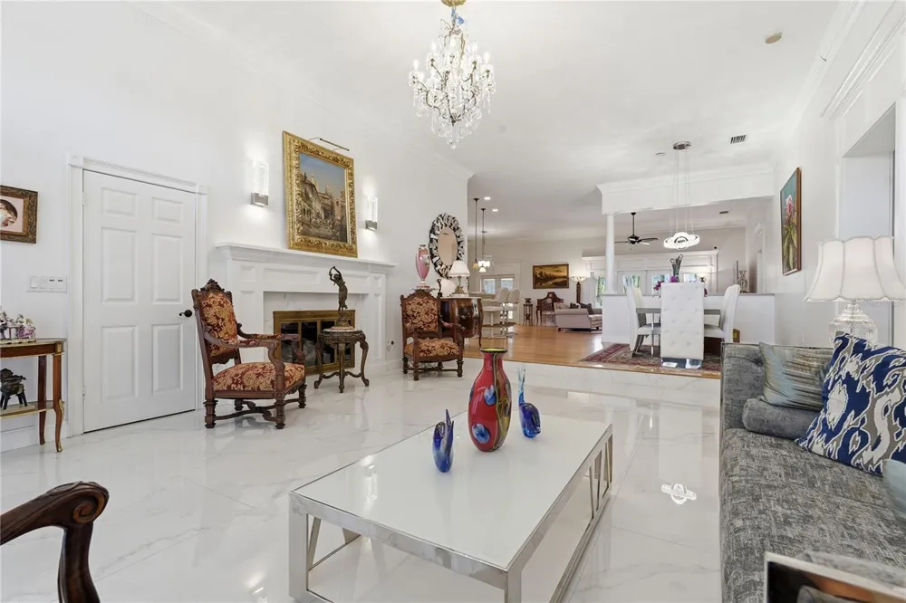 121 HARBOR VIEW LANE Belleair Bluffs, FL 33770