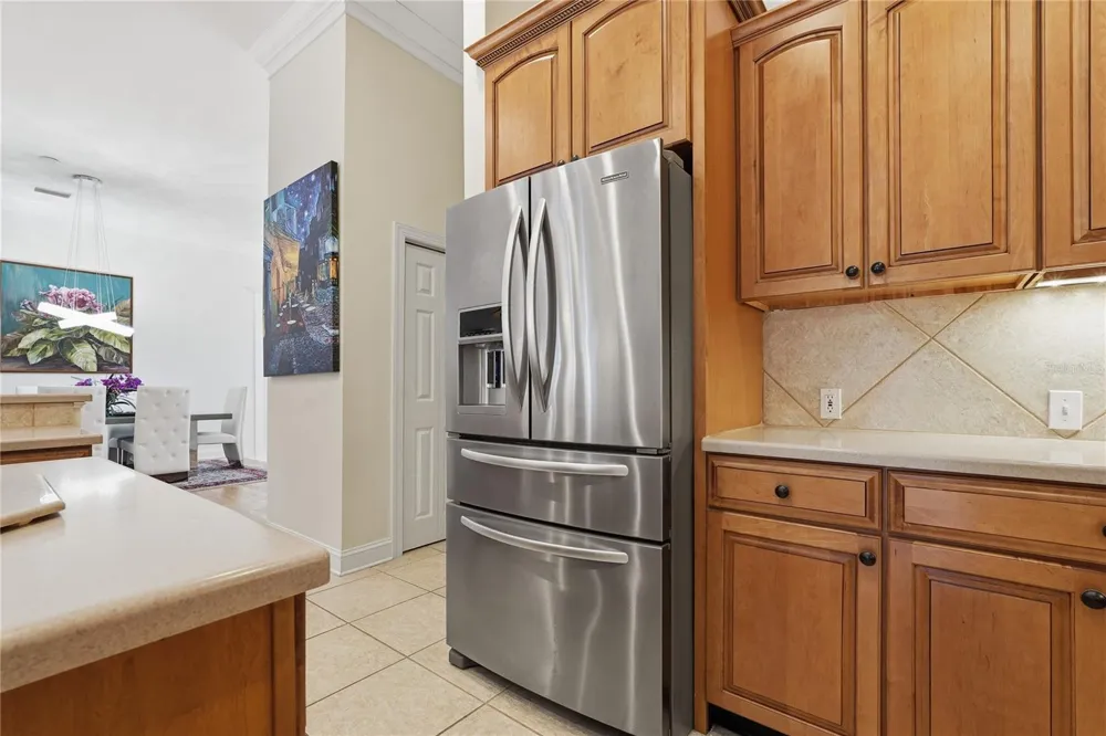 121 HARBOR VIEW LANE Belleair Bluffs, FL 33770