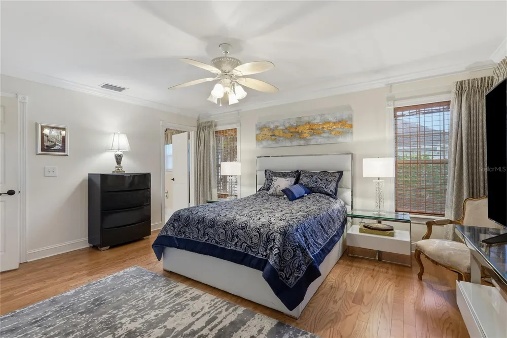 121 HARBOR VIEW LANE Belleair Bluffs, FL 33770