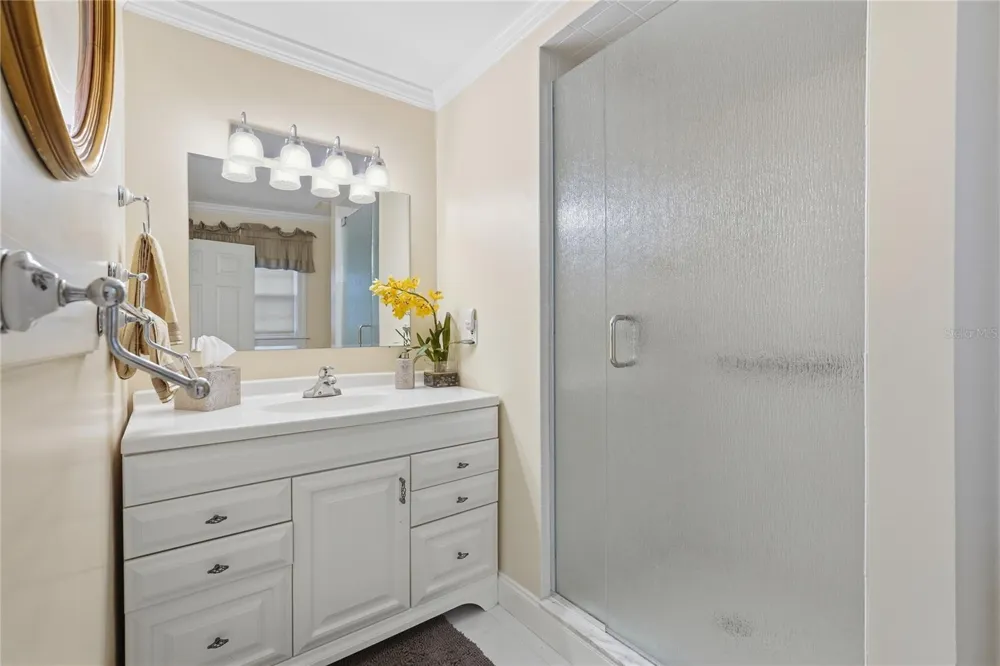 121 HARBOR VIEW LANE Belleair Bluffs, FL 33770