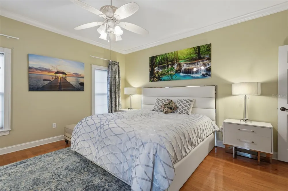 121 HARBOR VIEW LANE Belleair Bluffs, FL 33770