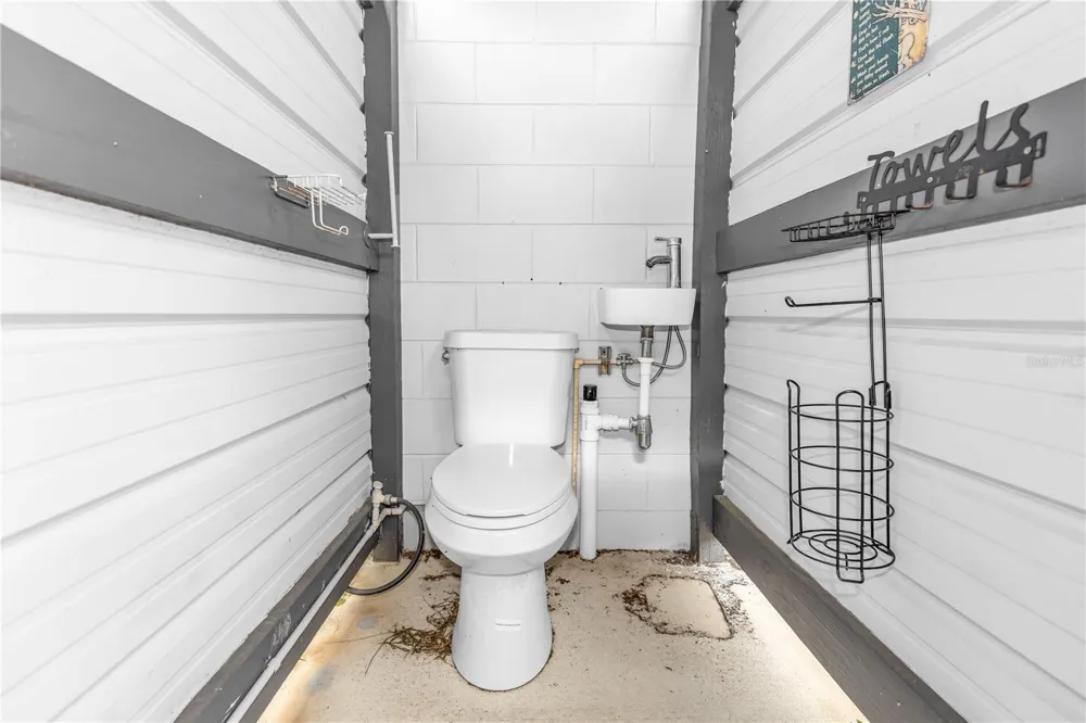 5195 SHARLENE DRIVE Titusville, FL 32780