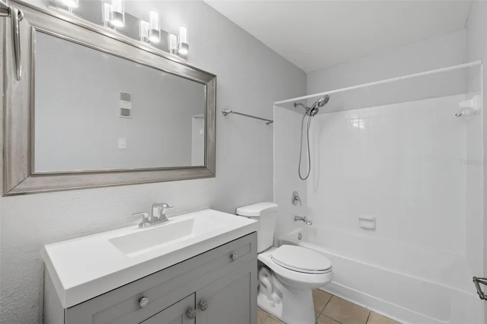 3716 IDLEBROOK CIRCLE #212 Casselberry, FL 32707