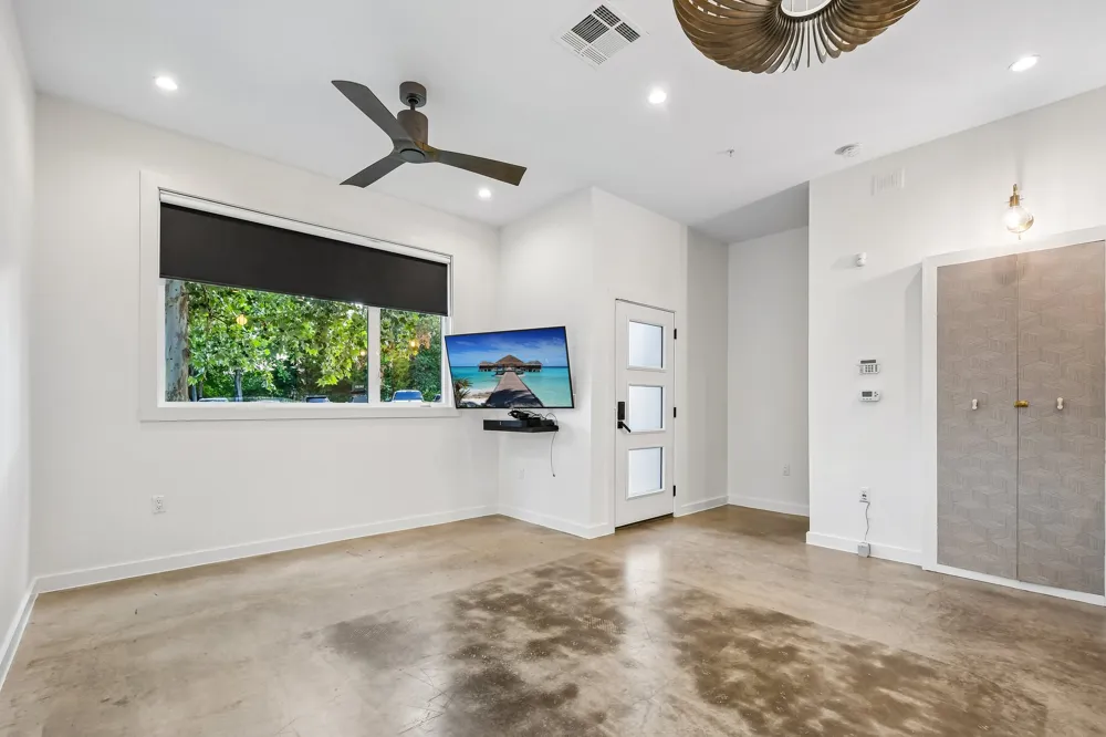 1931 E 38th 1/2 Street #33 Austin, TX 78723