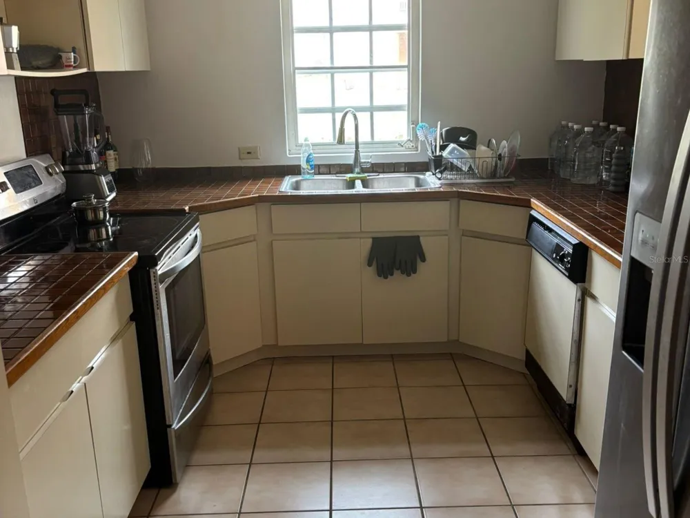 150 SE CANDELERO DRIVE DRIVE #712 Humacao, PR 00791