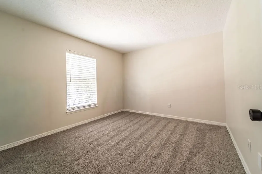 107 NEEDLEWOOD LOOP Debary, FL 32713