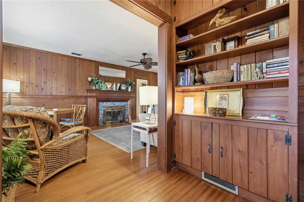 411 W 48TH STREET Bradenton, FL 34209