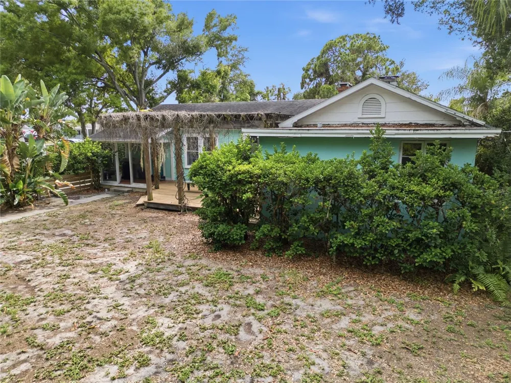 411 W 48TH STREET Bradenton, FL 34209