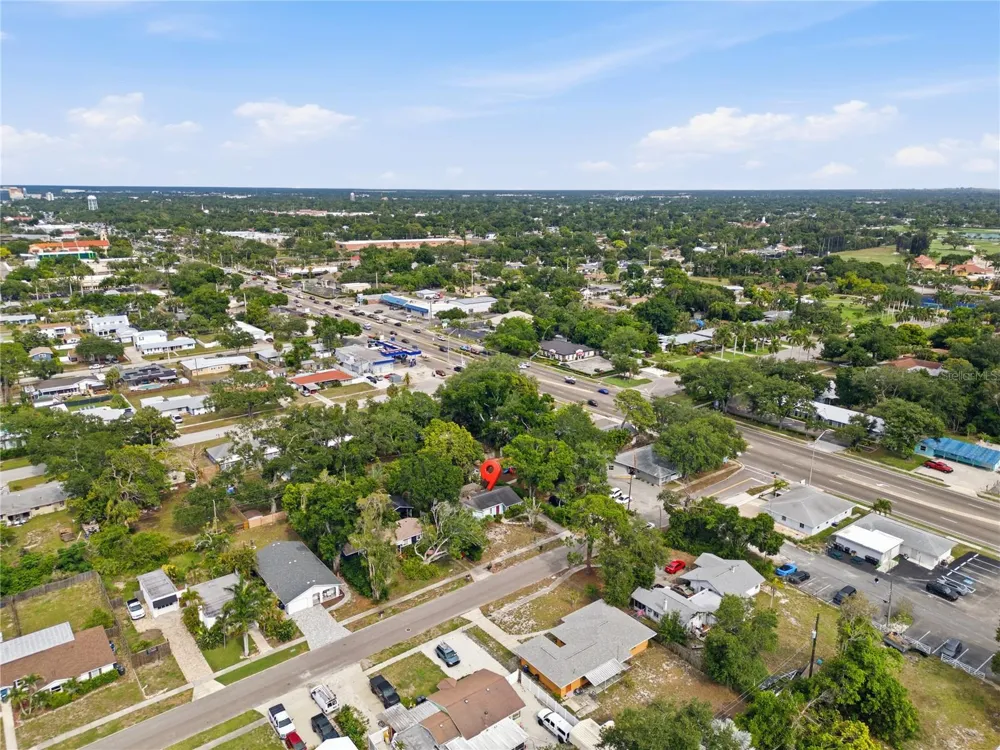 411 W 48TH STREET Bradenton, FL 34209