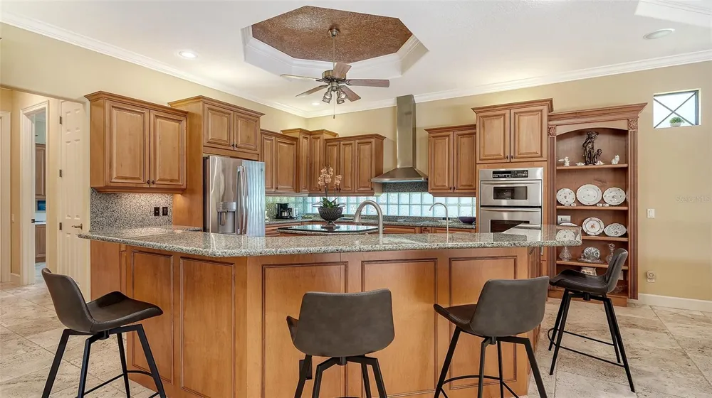 8889 ENCLAVE COURT Sarasota, FL 34238