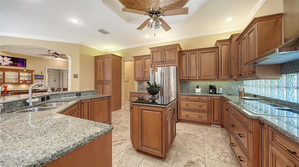 8889 ENCLAVE COURT Sarasota, FL 34238