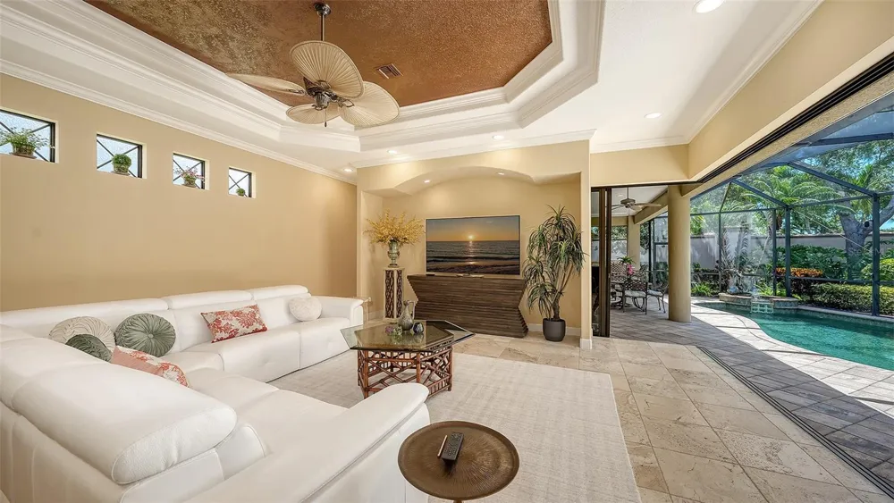 8889 ENCLAVE COURT Sarasota, FL 34238
