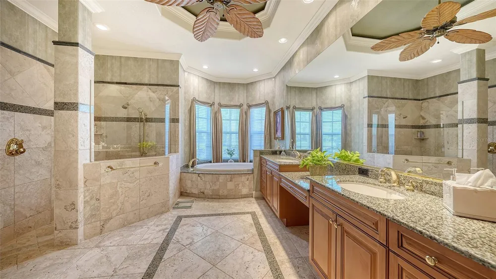 8889 ENCLAVE COURT Sarasota, FL 34238