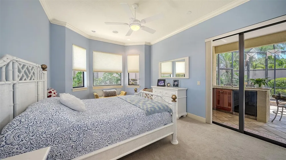 8889 ENCLAVE COURT Sarasota, FL 34238