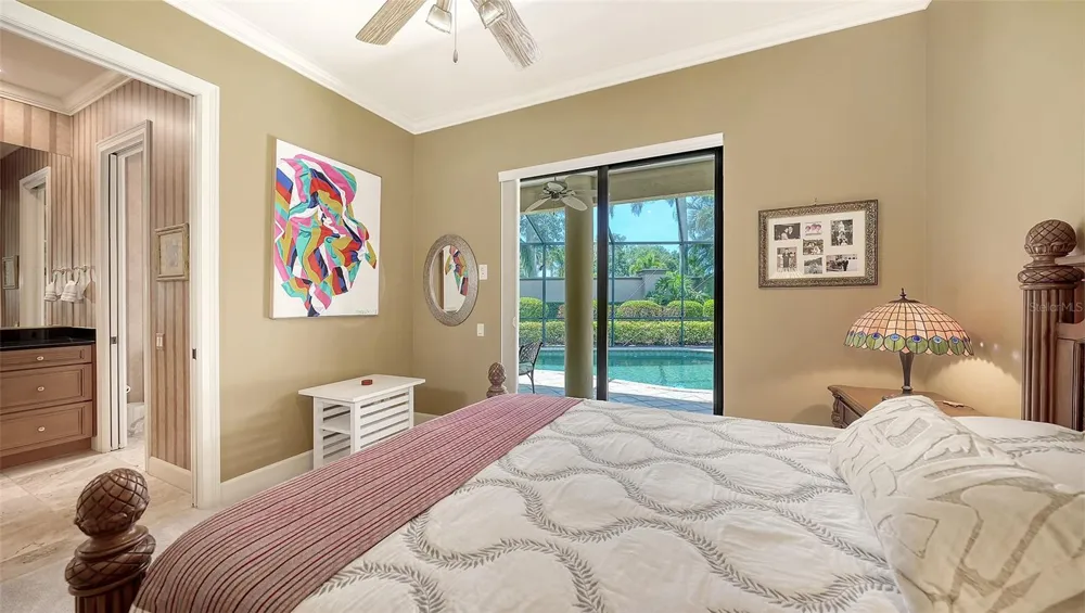 8889 ENCLAVE COURT Sarasota, FL 34238