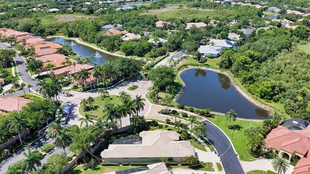 8889 ENCLAVE COURT Sarasota, FL 34238