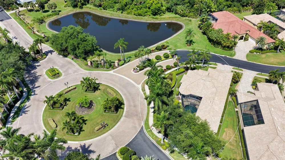8889 ENCLAVE COURT Sarasota, FL 34238
