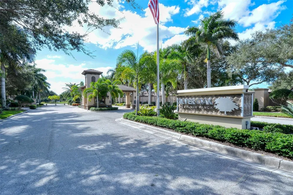 8889 ENCLAVE COURT Sarasota, FL 34238
