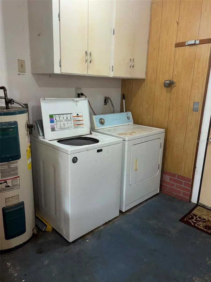 919 CR 482D Lake Panasoffkee, FL 33538