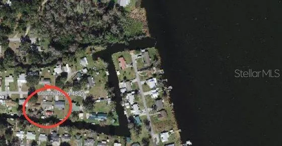 919 CR 482D Lake Panasoffkee, FL 33538