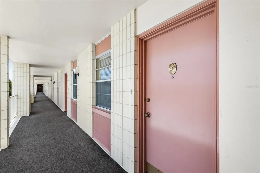 700 MIRROR TERRACE NW #506 Winter Haven, FL 33881