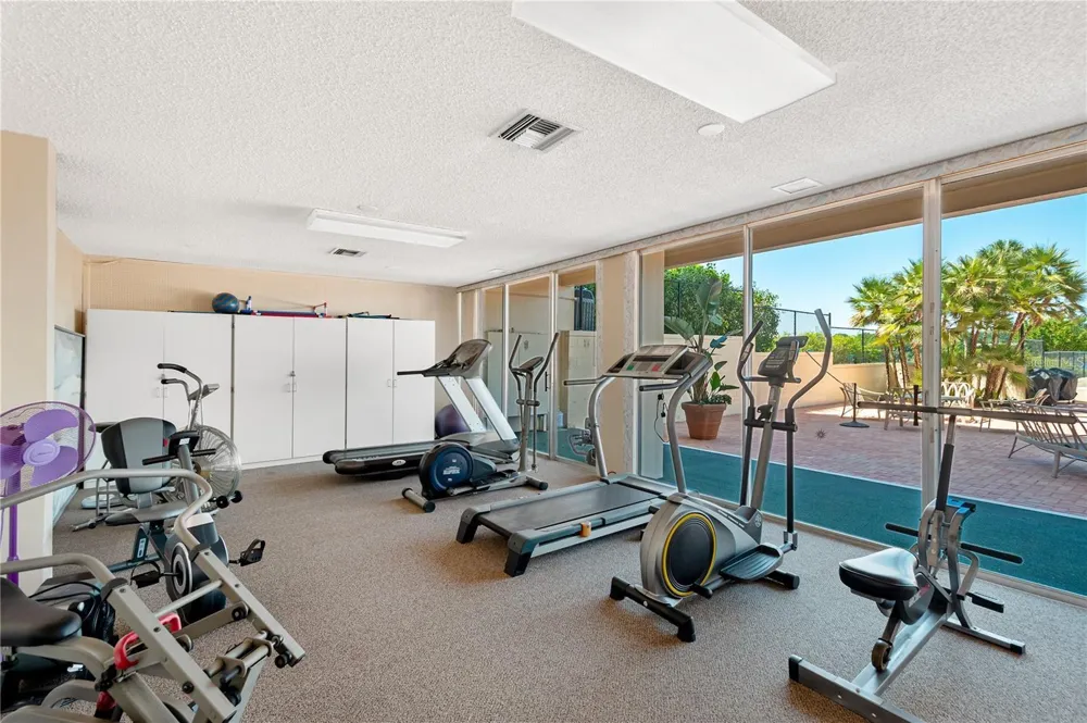 700 MIRROR TERRACE NW #506 Winter Haven, FL 33881