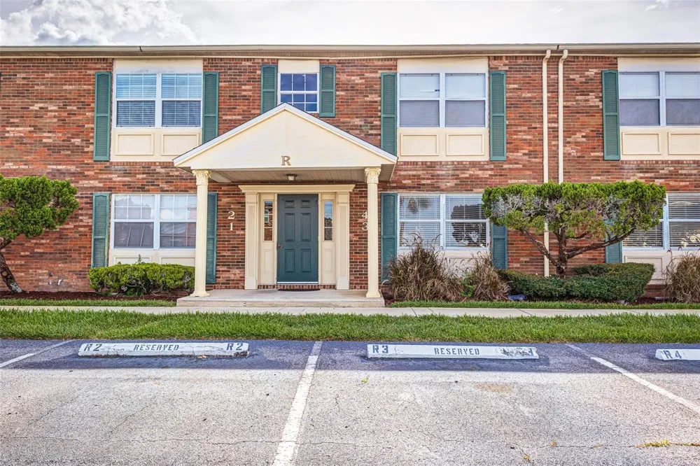 1920 E EDGEWOOD DRIVE #R3 Lakeland, FL 33803