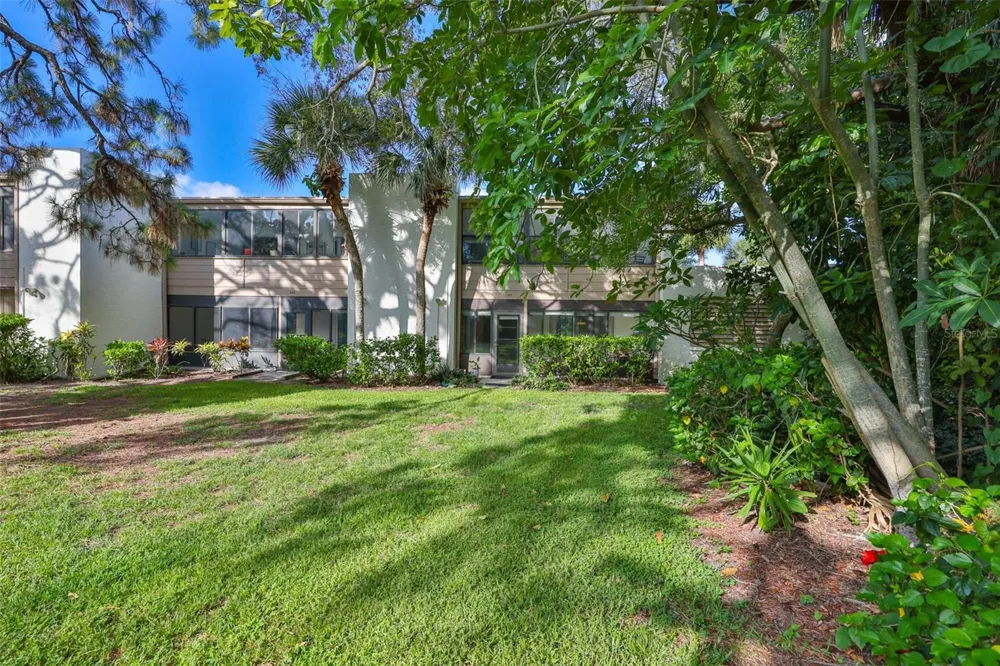 647 WOODLAWN DRIVE #647 Bradenton, FL 34210