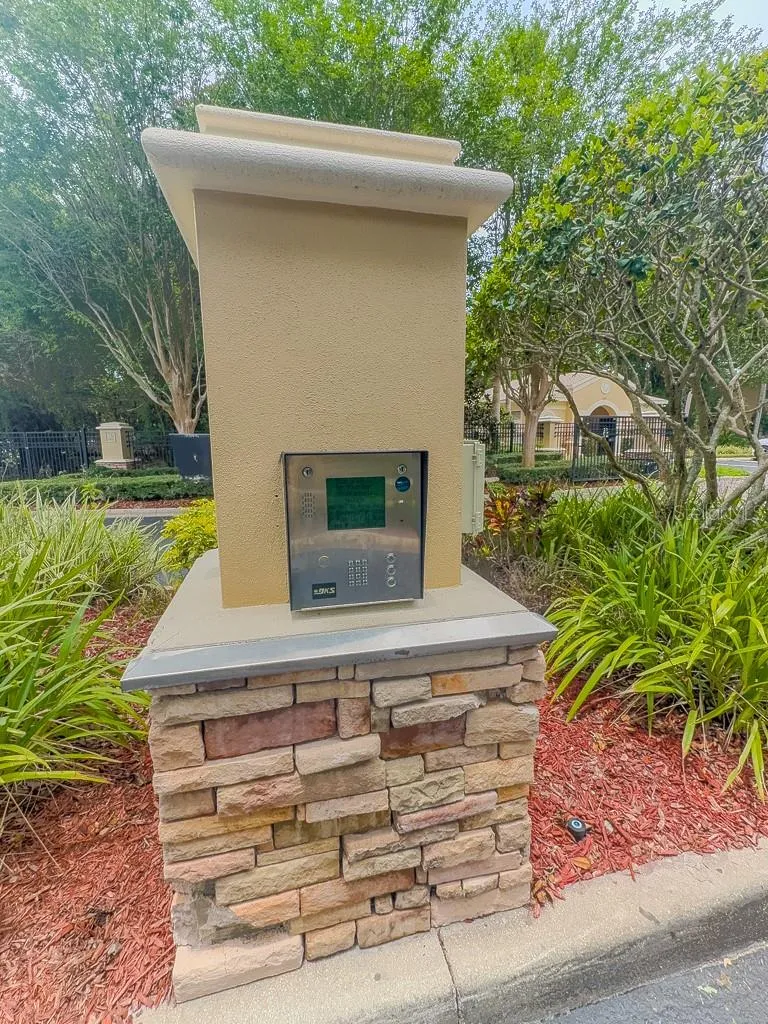 8505 SANDY BEACH STREET Tampa, FL 33634