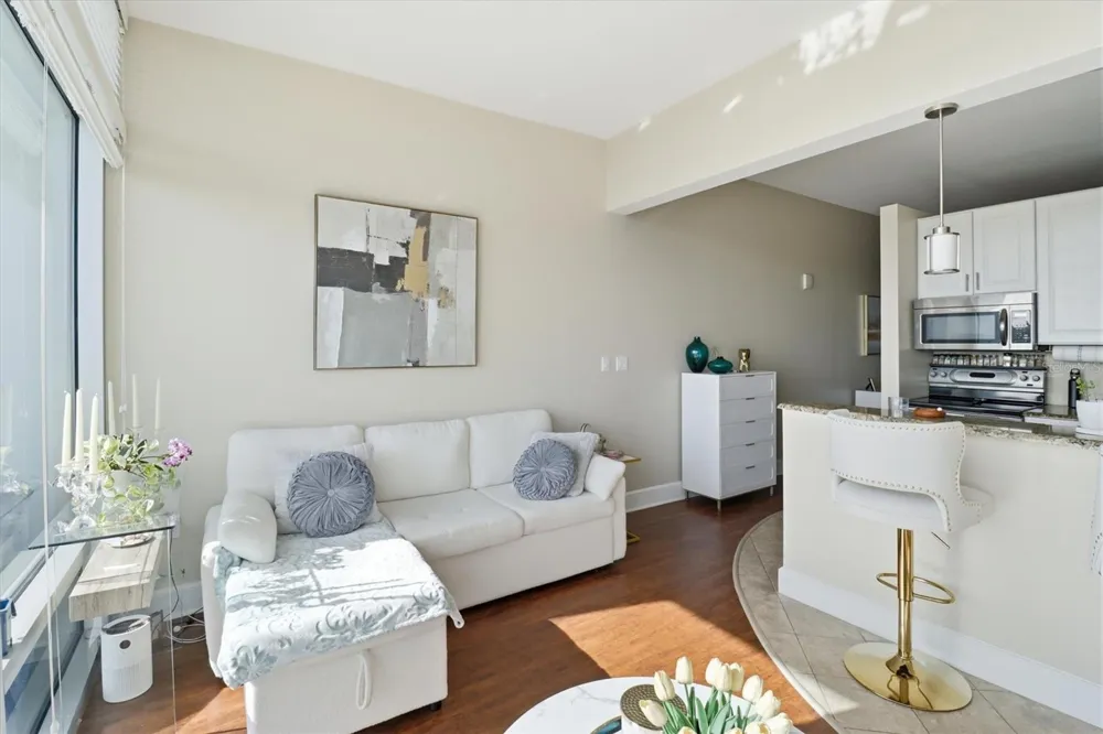 101 S EOLA DRIVE #1104 Orlando, FL 32801