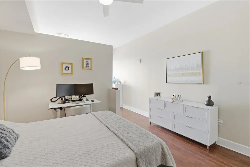 101 S EOLA DRIVE #1104 Orlando, FL 32801