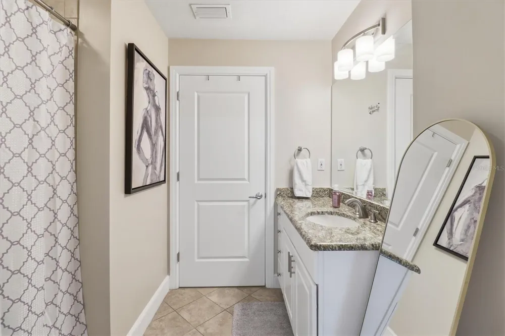 101 S EOLA DRIVE #1104 Orlando, FL 32801