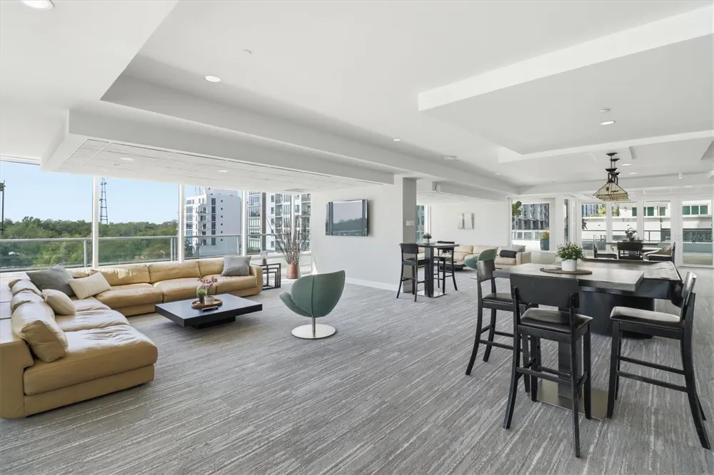 101 S EOLA DRIVE #1104 Orlando, FL 32801
