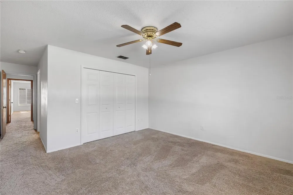 1907 FLUORSHIRE DRIVE Brandon, FL 33511