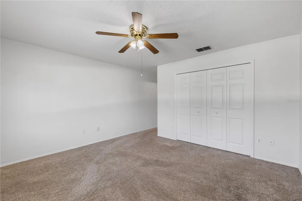 1907 FLUORSHIRE DRIVE Brandon, FL 33511