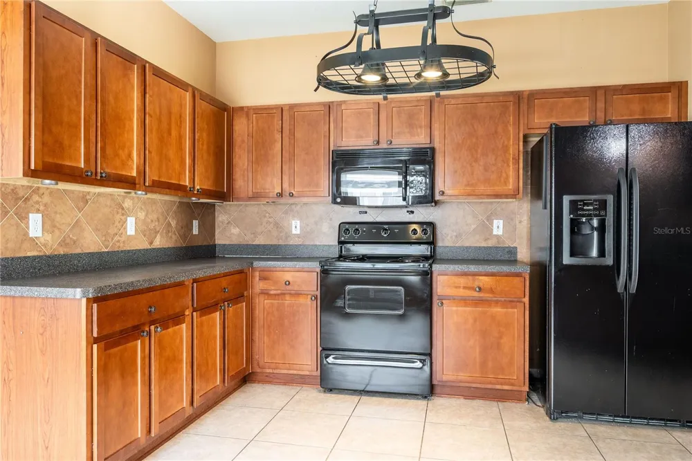 9139 SOUTHERN CHARM CIRCLE Brooksville, FL 34613