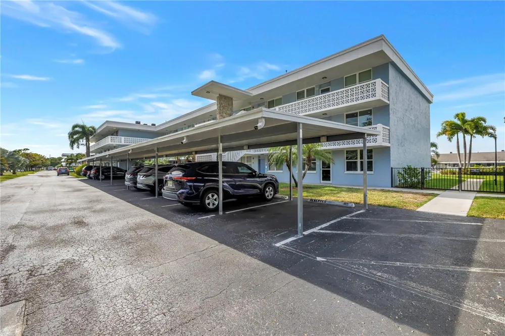4715 BAY STREET NE #135 St Petersburg, FL 33703