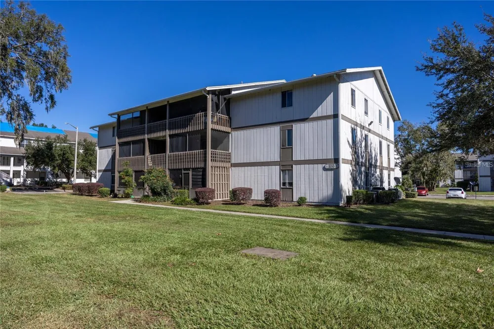 6519 W NEWBERRY ROAD #108 Gainesville, FL 32607