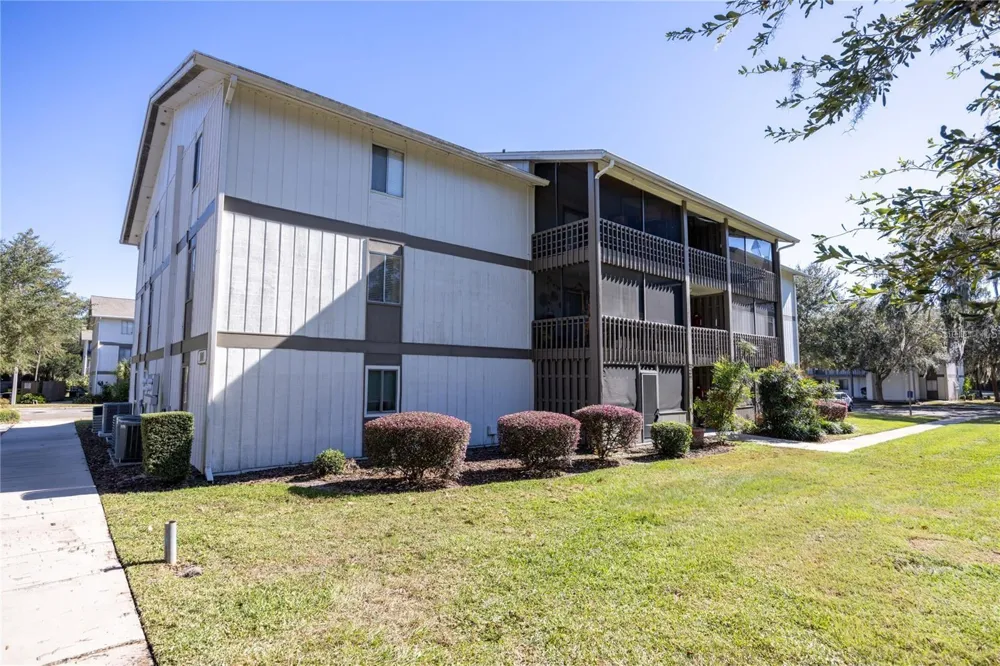 6519 W NEWBERRY ROAD #108 Gainesville, FL 32607