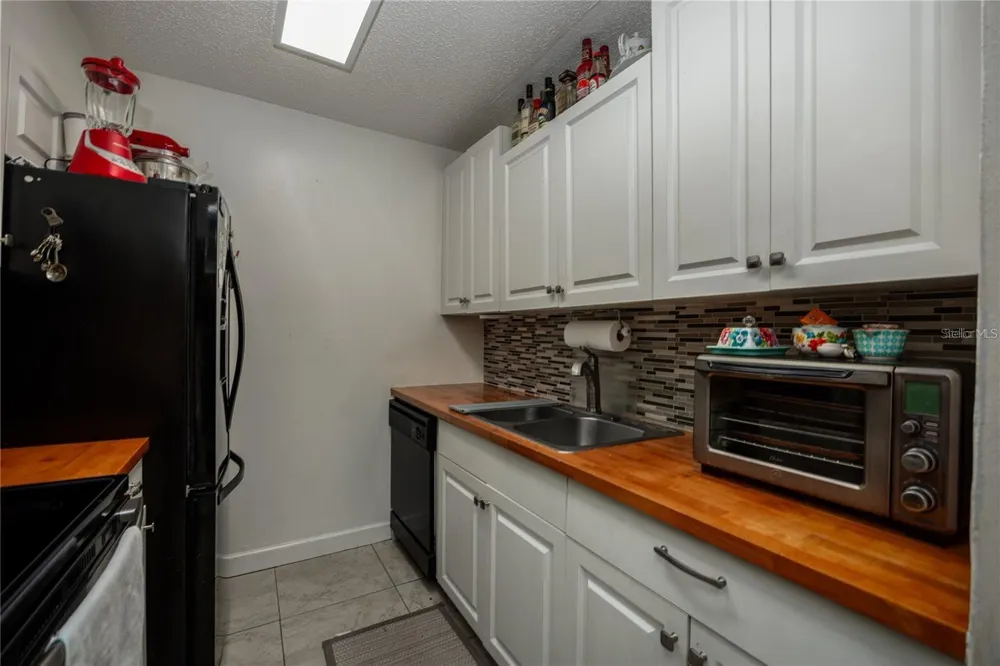 6519 W NEWBERRY ROAD #108 Gainesville, FL 32607