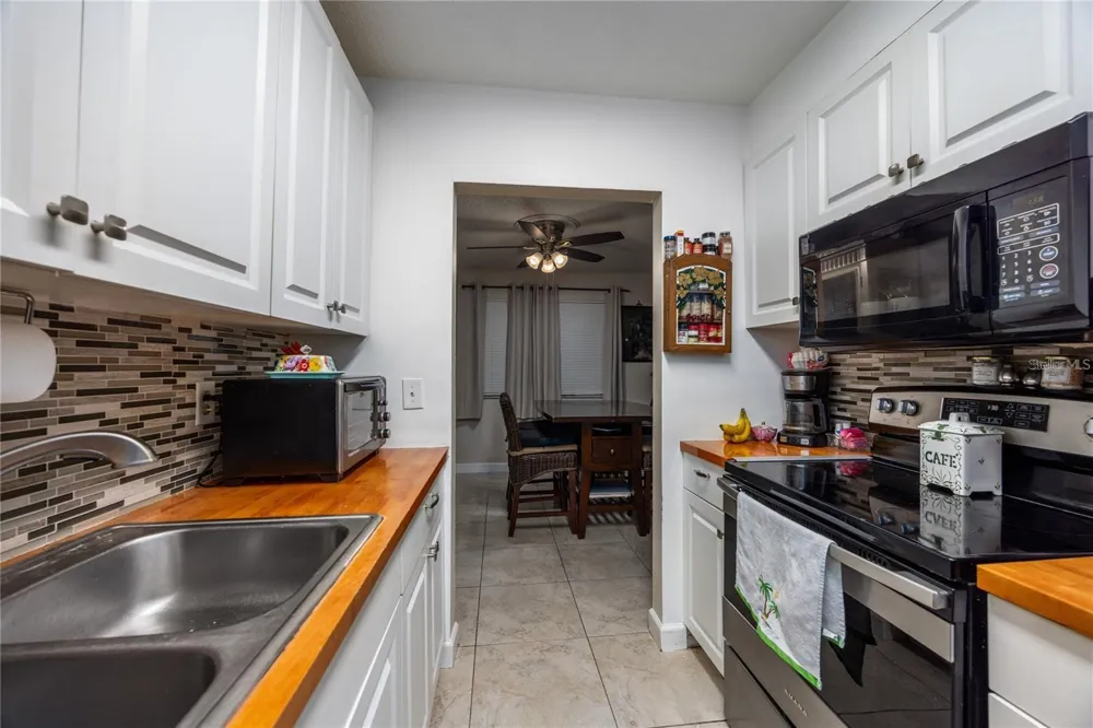 6519 W NEWBERRY ROAD #108 Gainesville, FL 32607
