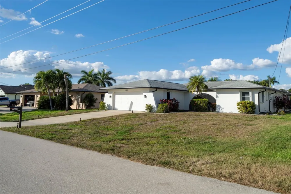 1433 SE 28TH TERRACE Cape Coral, FL 33904