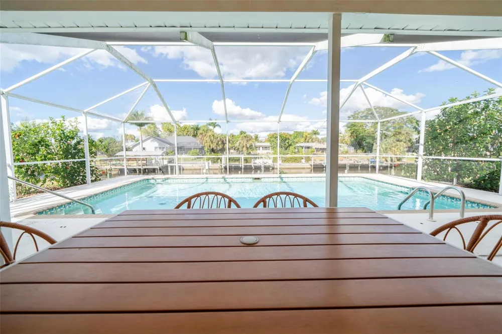 1433 SE 28TH TERRACE Cape Coral, FL 33904