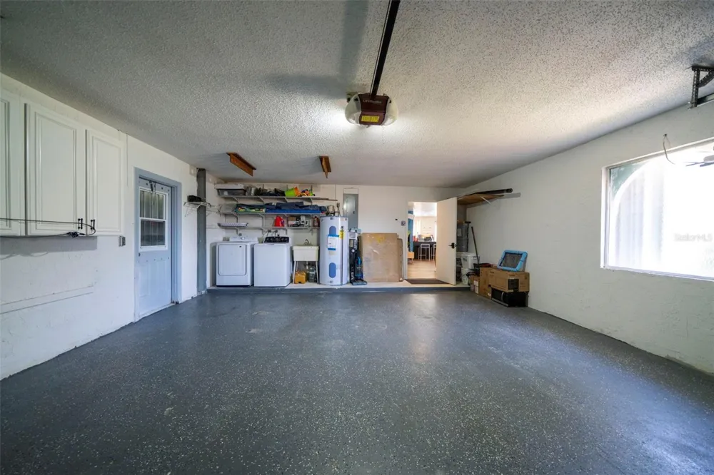 1433 SE 28TH TERRACE Cape Coral, FL 33904