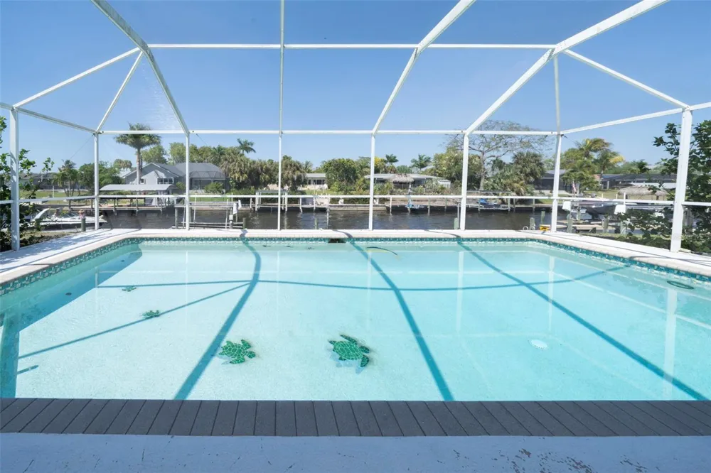 1433 SE 28TH TERRACE Cape Coral, FL 33904