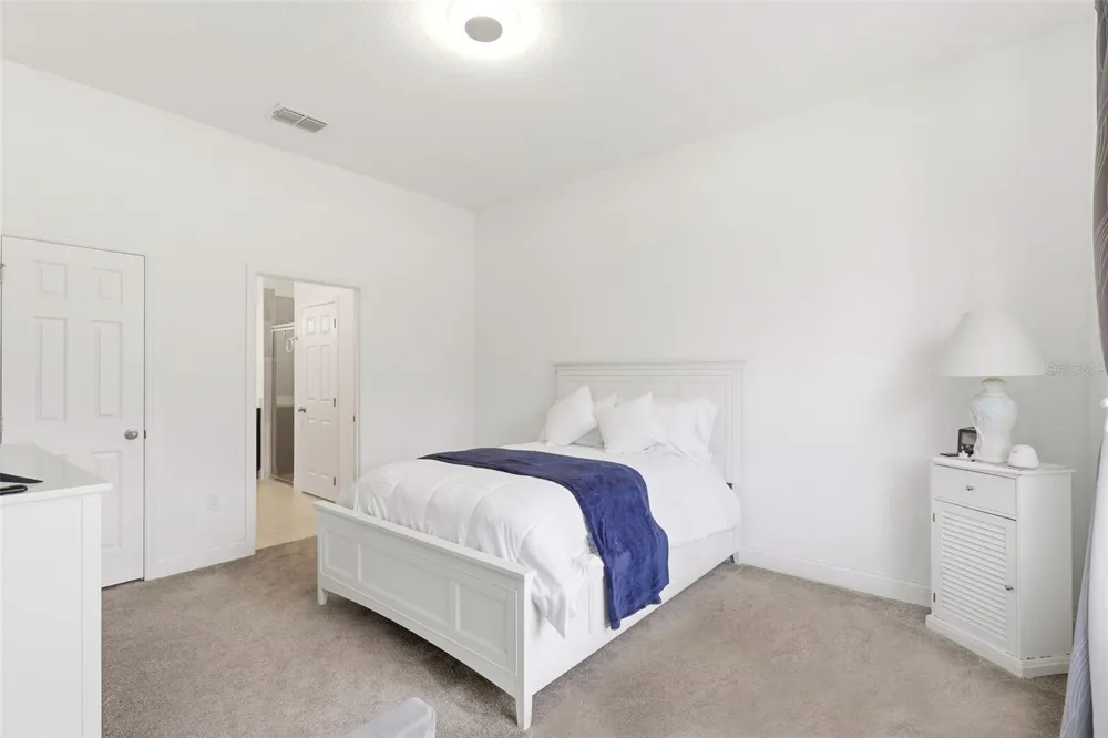 802 REFLECTION LAKE DRIVE Orlando, FL 32807