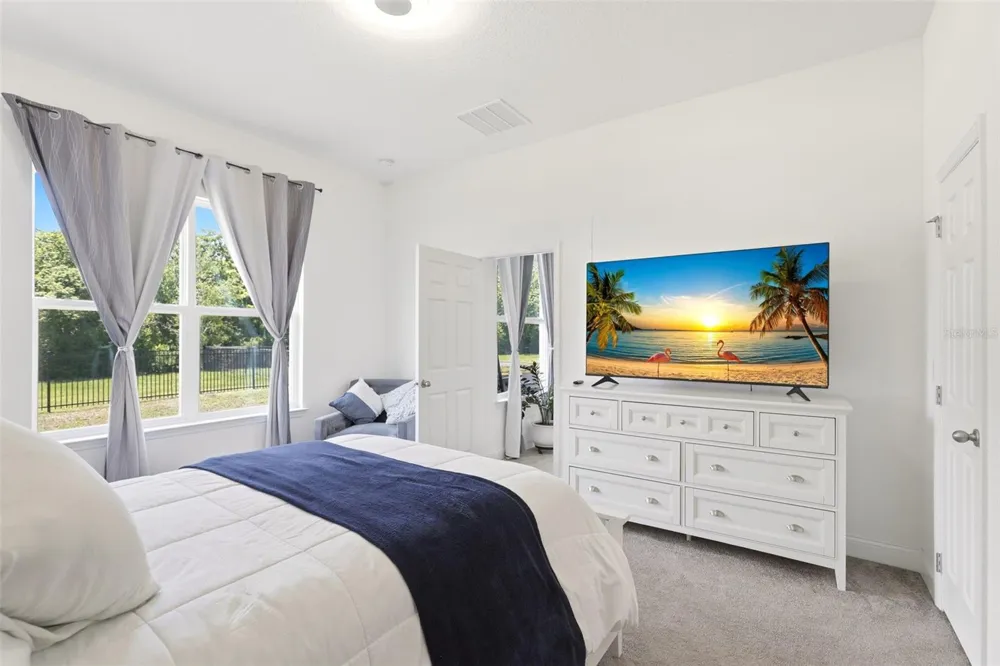 802 REFLECTION LAKE DRIVE Orlando, FL 32807