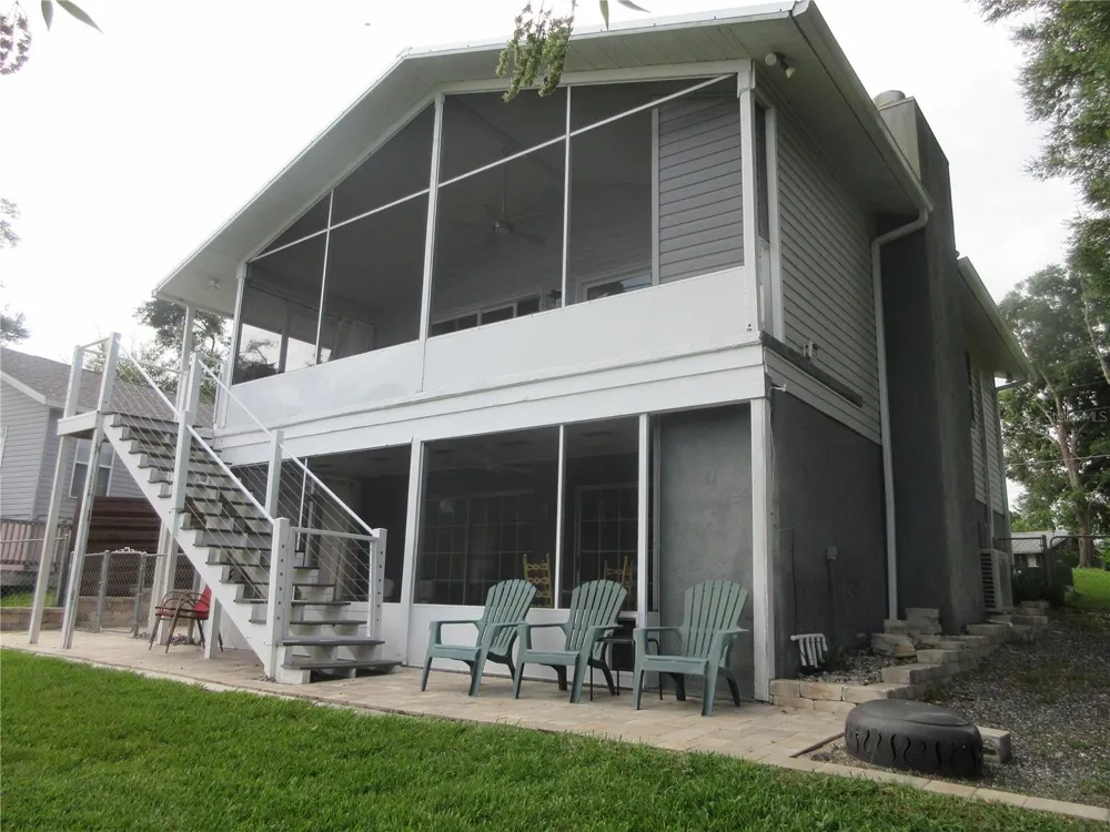 16849 SE 59TH PLACE Ocklawaha, FL 32179