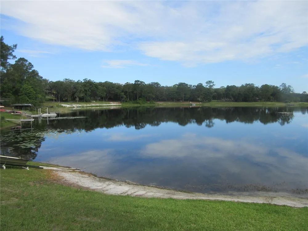 16849 SE 59TH PLACE Ocklawaha, FL 32179